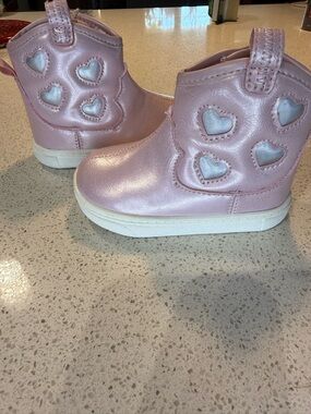 Carter's Shimmer Pink Heart Accent Toddler Boots size 4